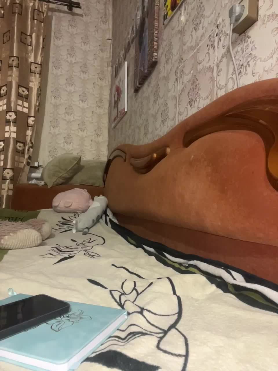 Milana22a Live Sex December 13, 2025