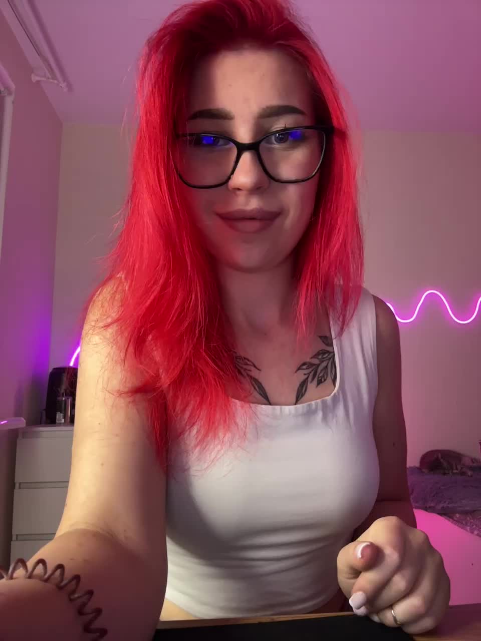 Aliisss Live Sex December 15, 2025