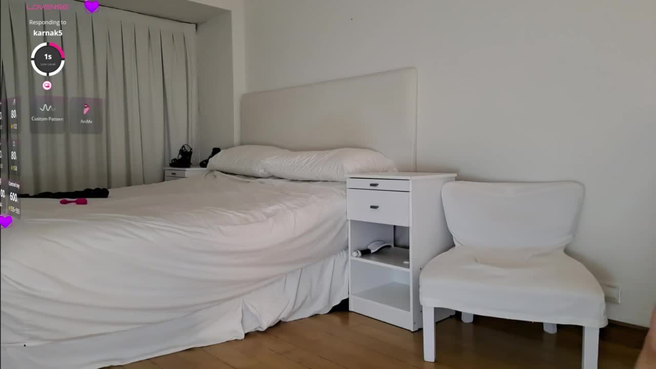 Bella_Byers Live Sex December 14, 2025