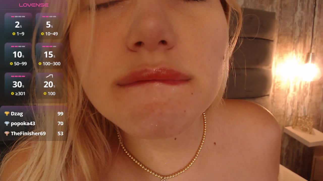 CrystalWoods94 Live Sex December 18, 2025