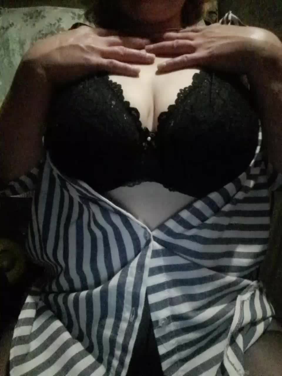 Iriska2025 Live Sex December 18, 2025