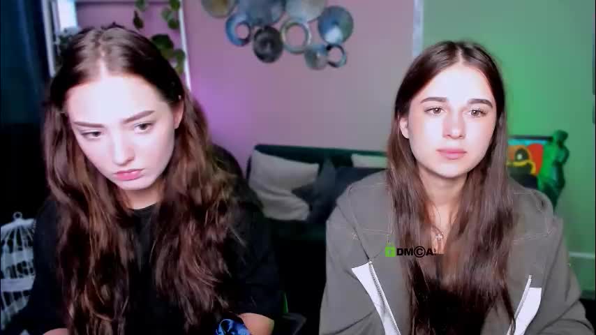 miki_nikki Live Sex December 13, 2025