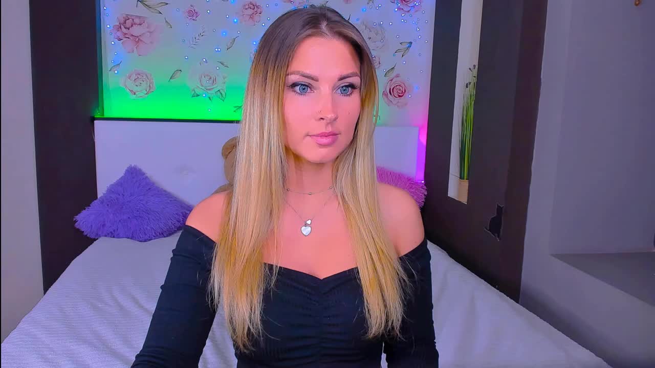 Alisee123 Live Sex December 13, 2025