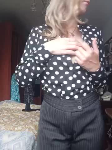 NinonDePeace Live Sex December 13, 2025