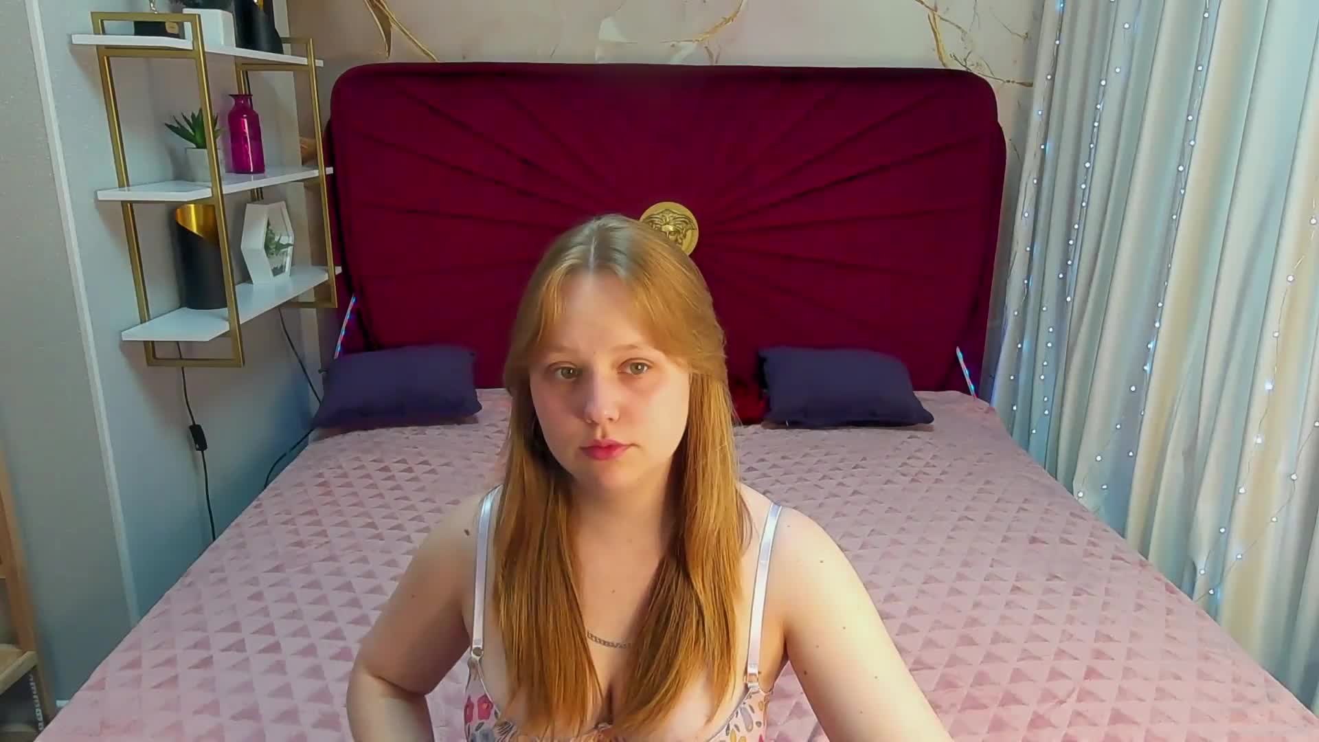 CrystallPaws Live Sex December 18, 2025