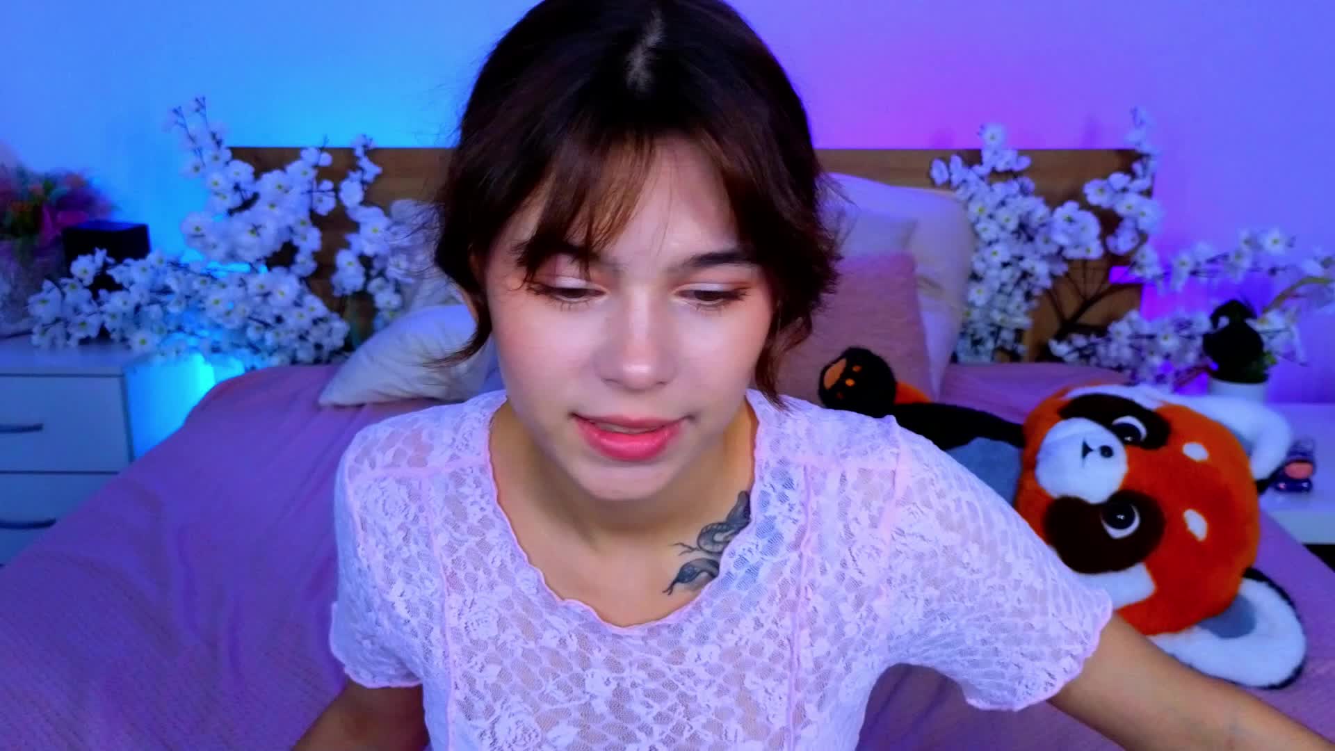 CoralineJones Live Sex December 18, 2025