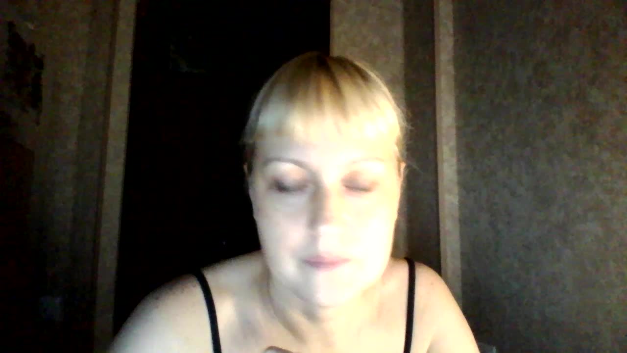 krisss2016 Live Sex December 15, 2025