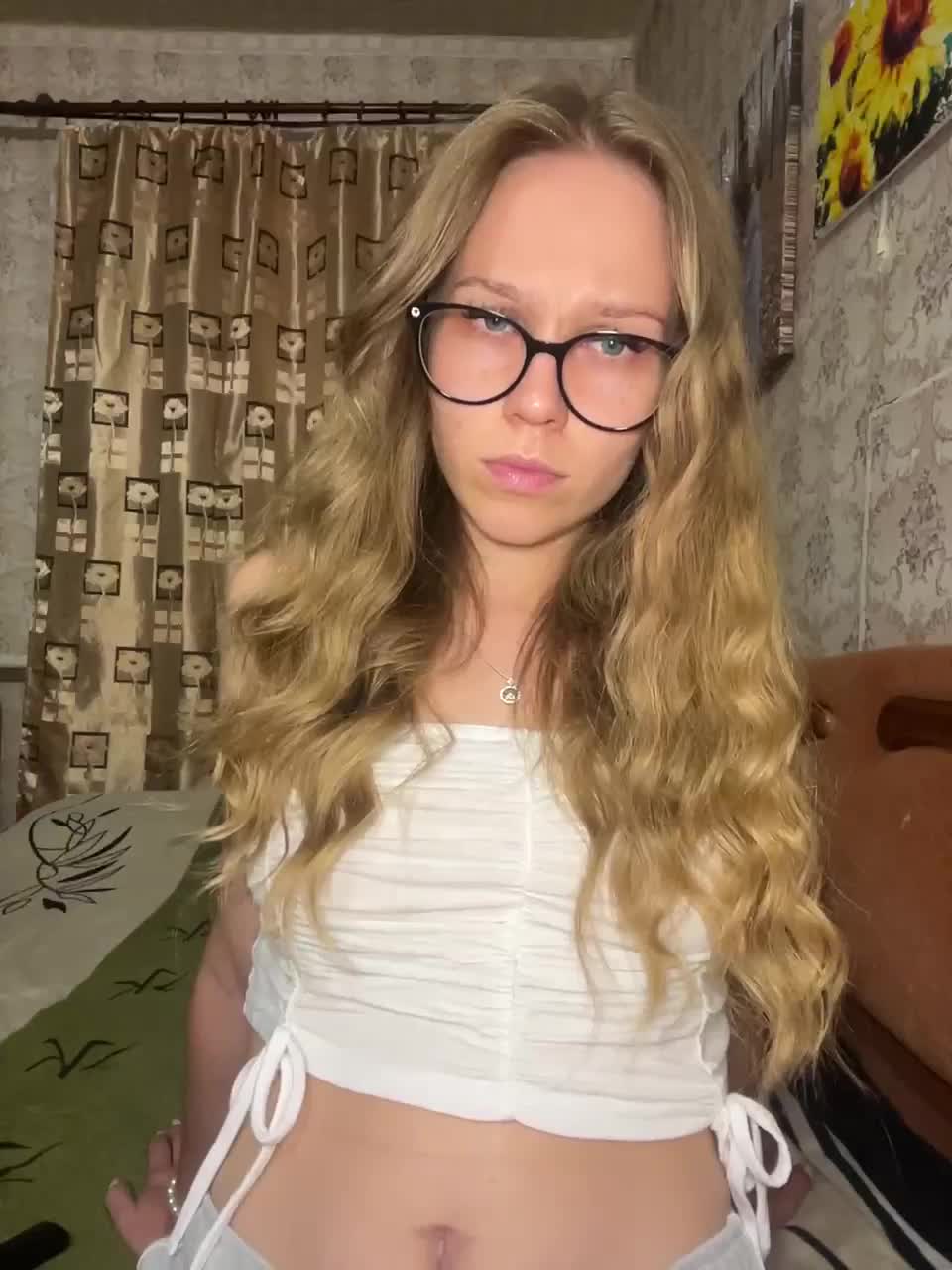 Milana22a Live Sex December 13, 2025