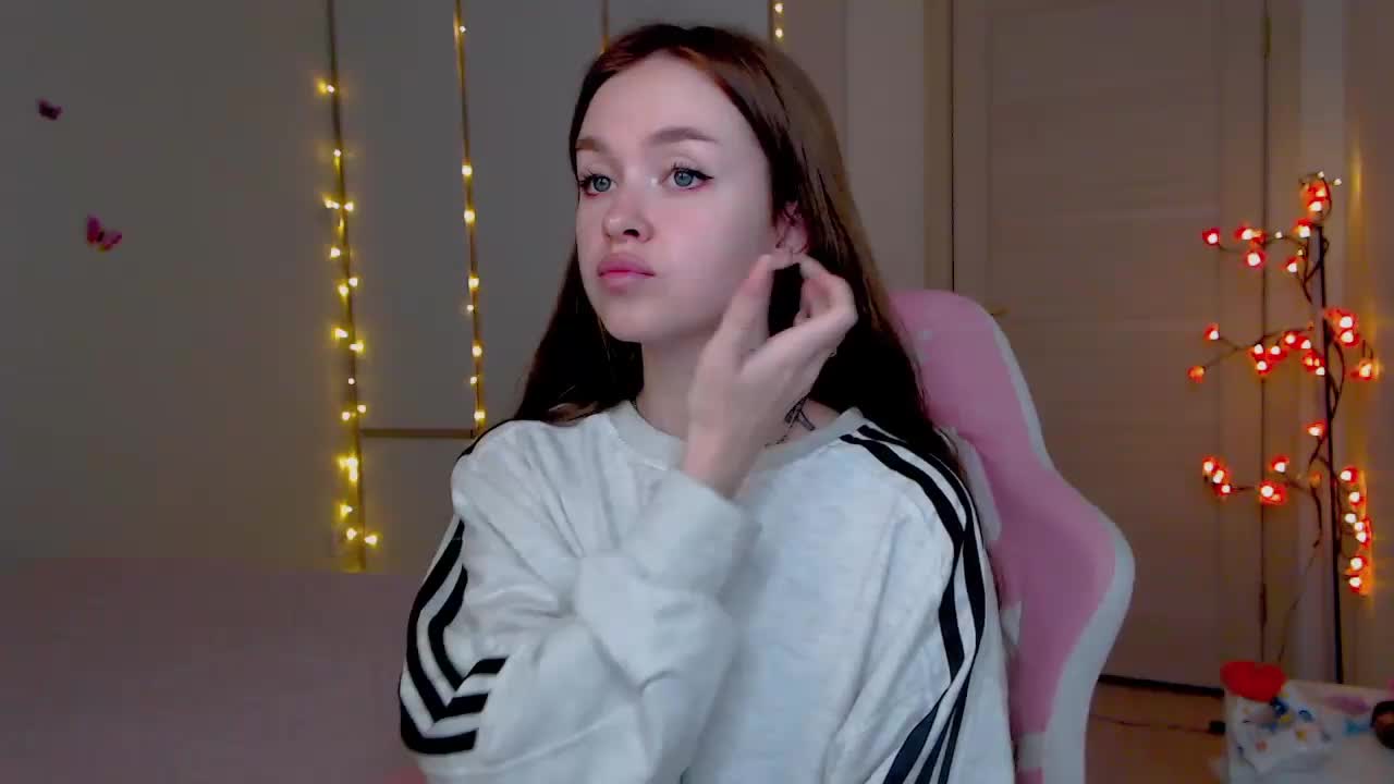 NaughtyMable Live Sex December 17, 2025