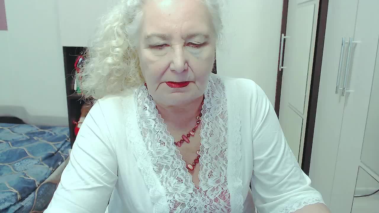 GrannyWants Live Sex December 17, 2025