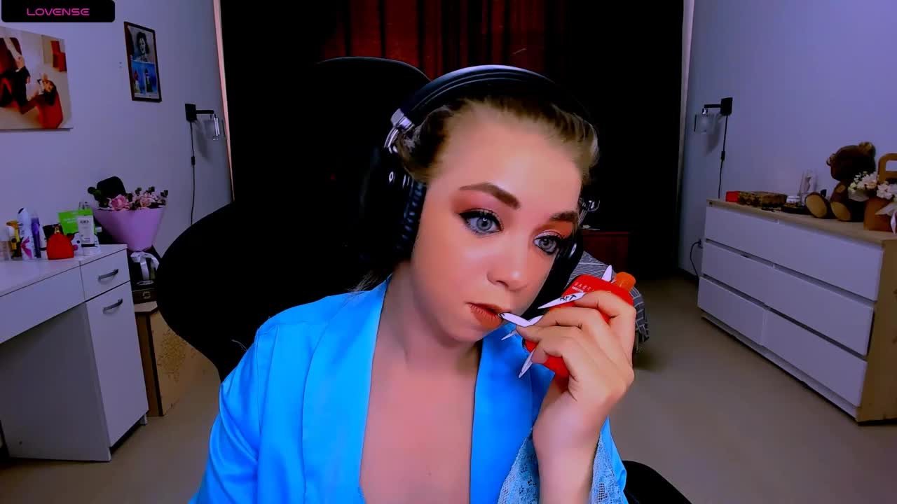 BabyNicole Live Sex December 14, 2025