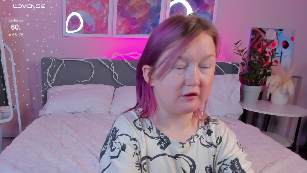 Sara-Moor Live Sex December 17, 2025