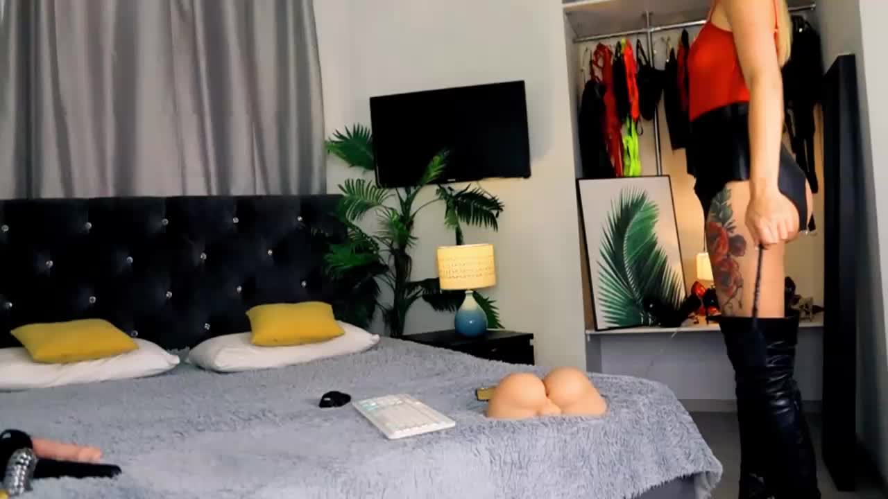 InvitingTina Live Sex August 29, 2025