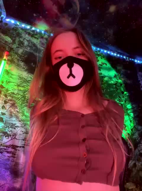 -Summer- Live Sex December 17, 2025