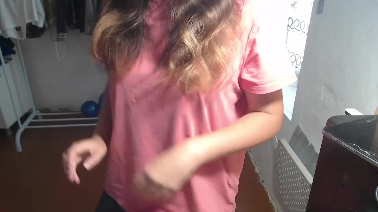 Mariax1 Live Sex December 17, 2025