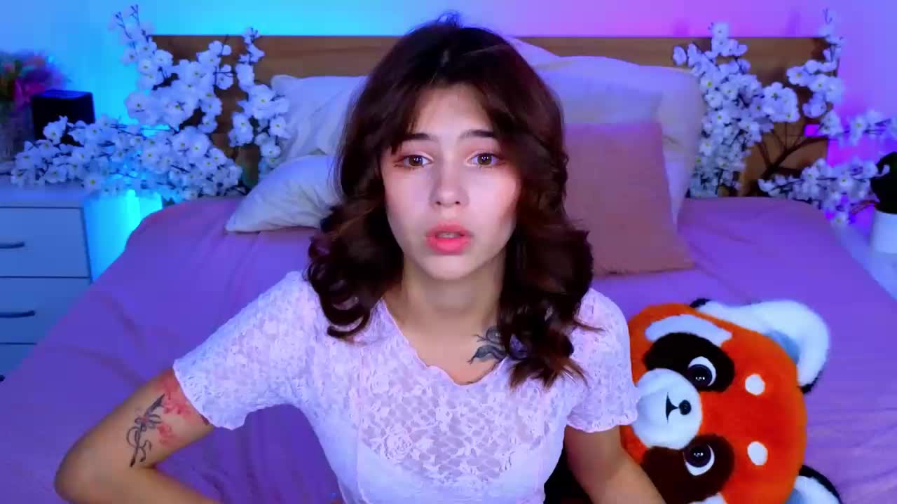 CoralineJones Live Sex December 18, 2025