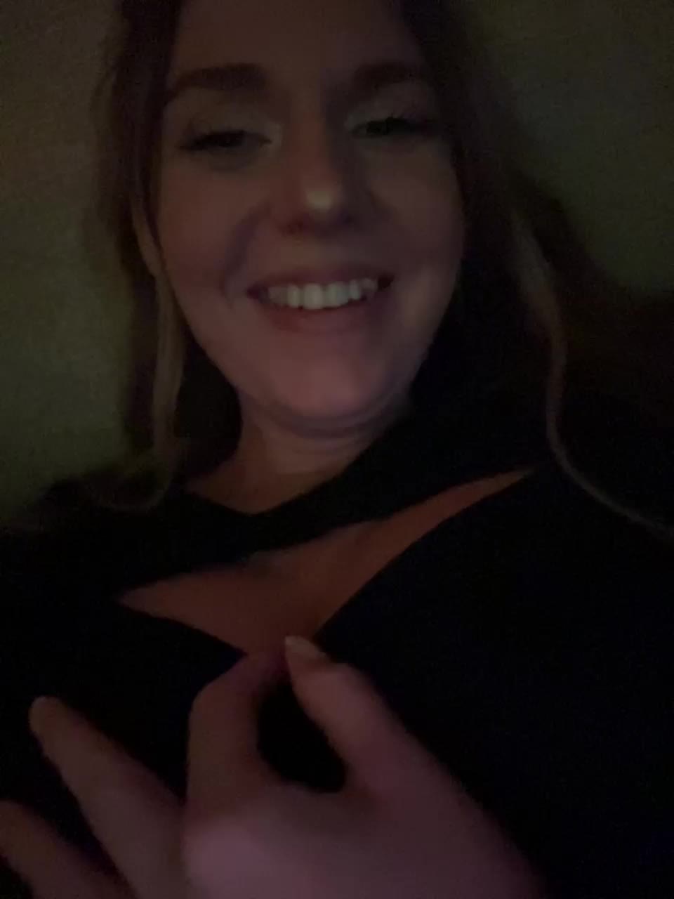 KotiMrrr Live Sex December 17, 2025