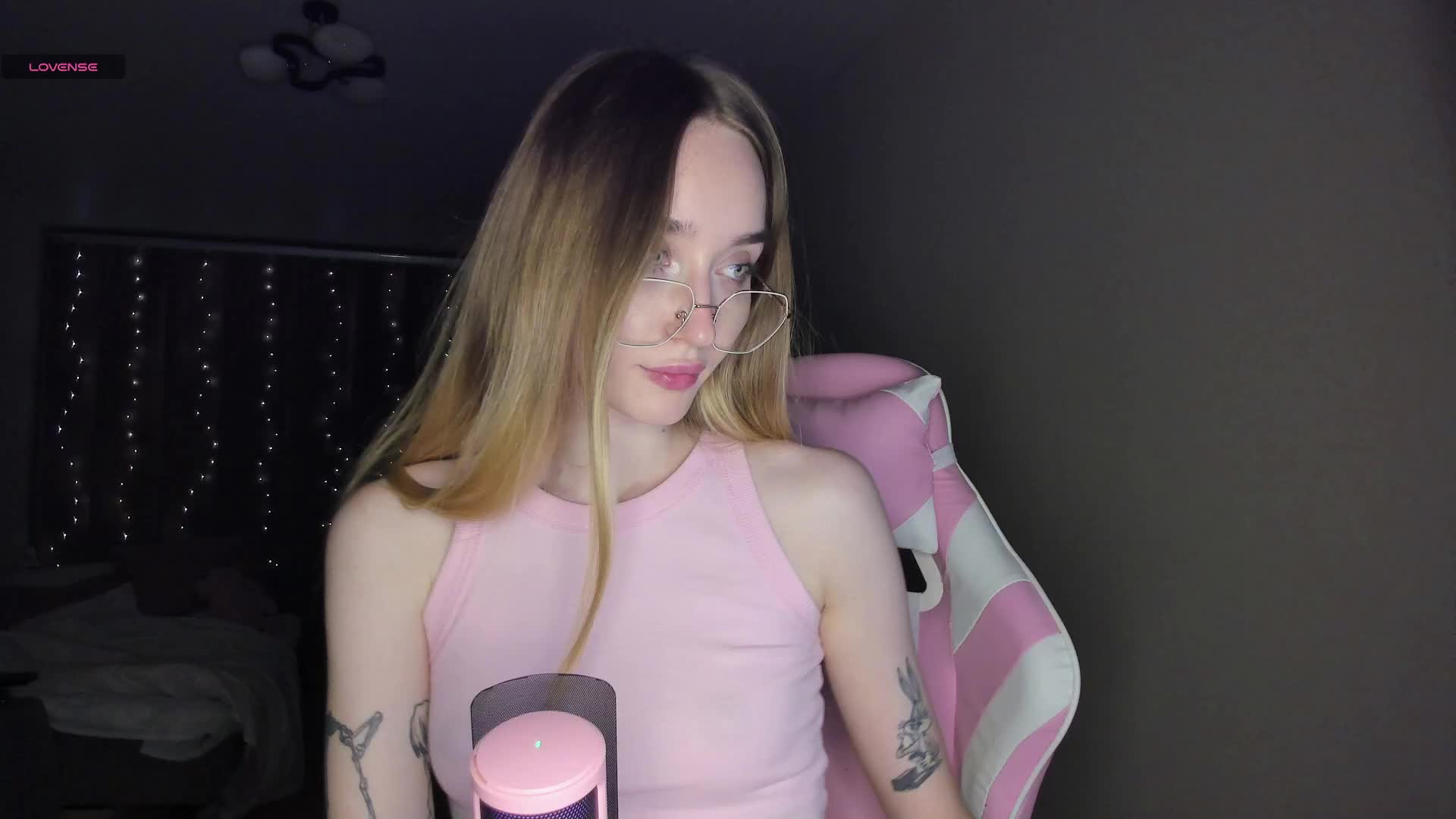 Polikinesis Live Sex December 14, 2025