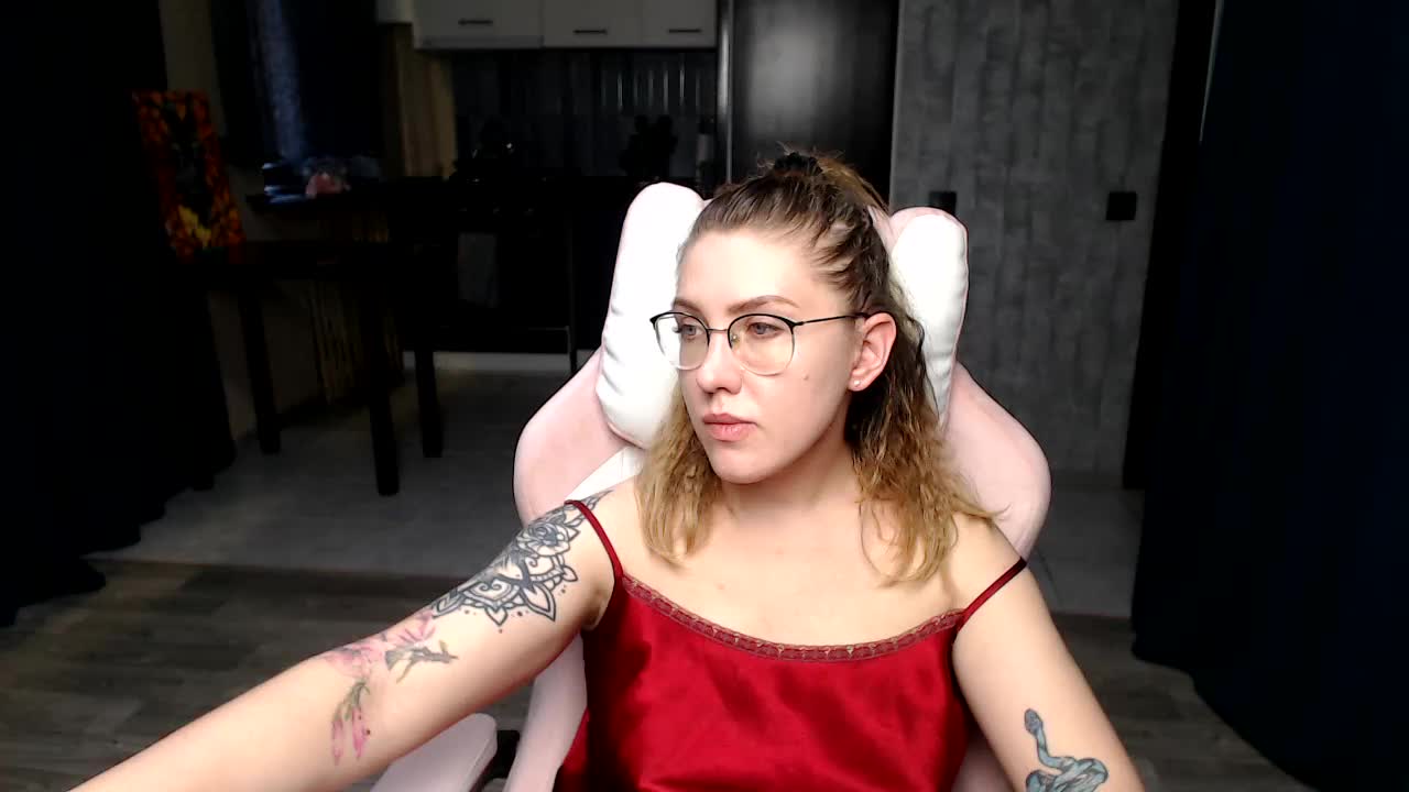 Regimasmile Live Sex December 14, 2025