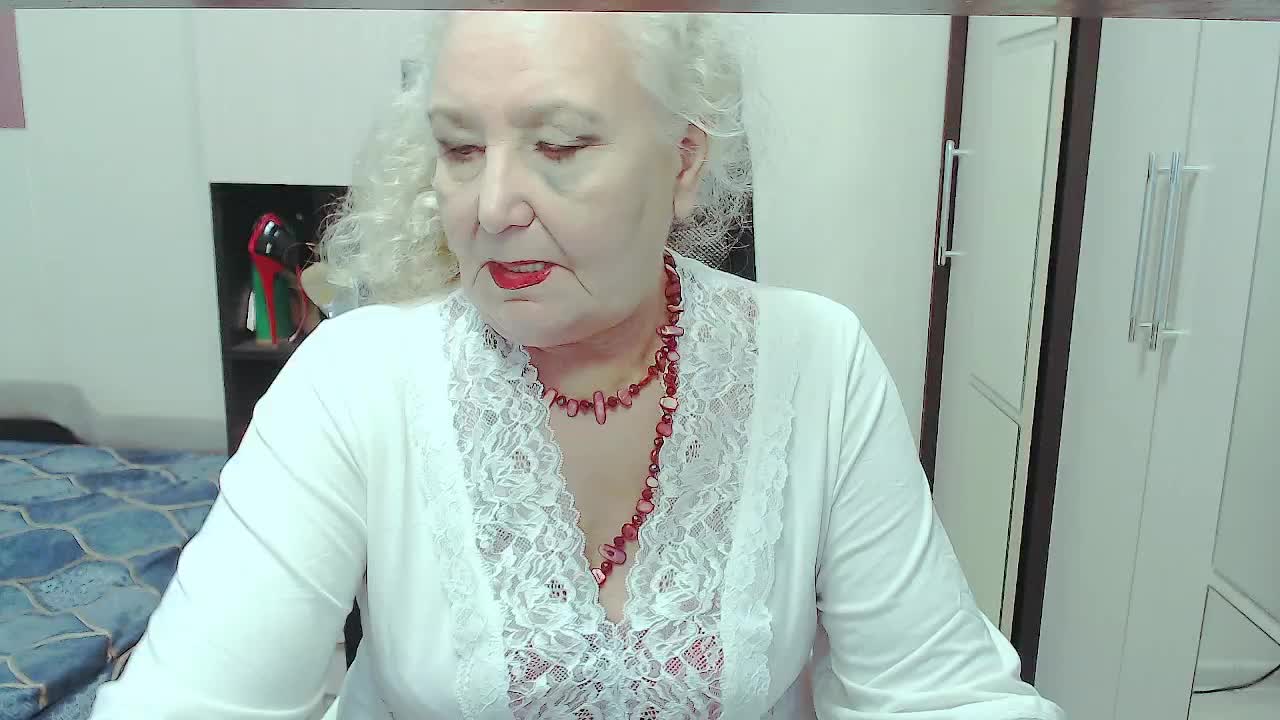 GrannyWants Live Sex December 17, 2025