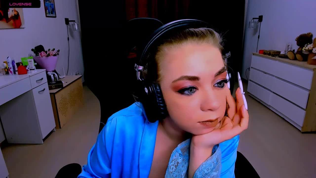 BabyNicole Live Sex December 14, 2025