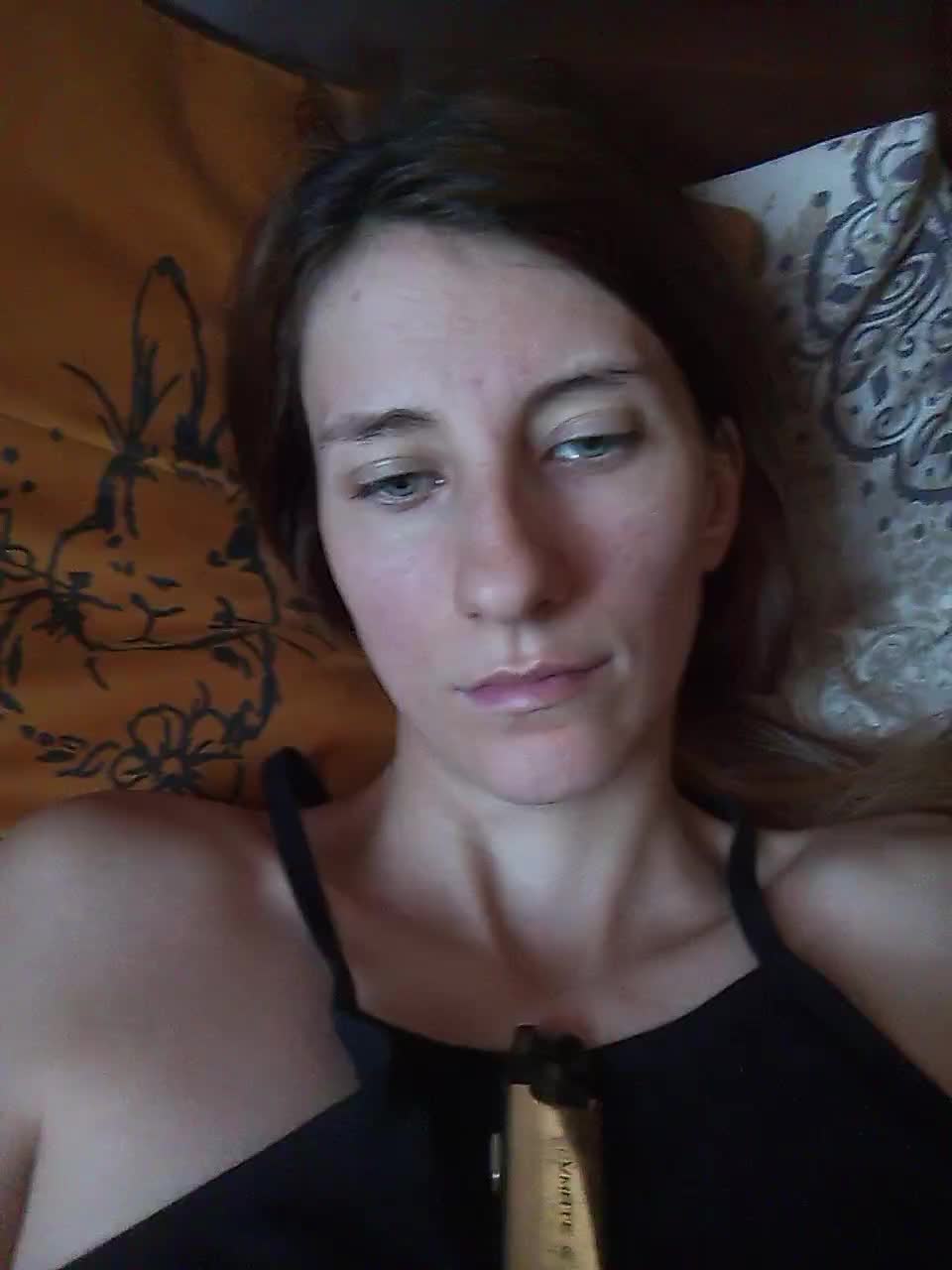 Kitty2044 Live Sex December 13, 2025