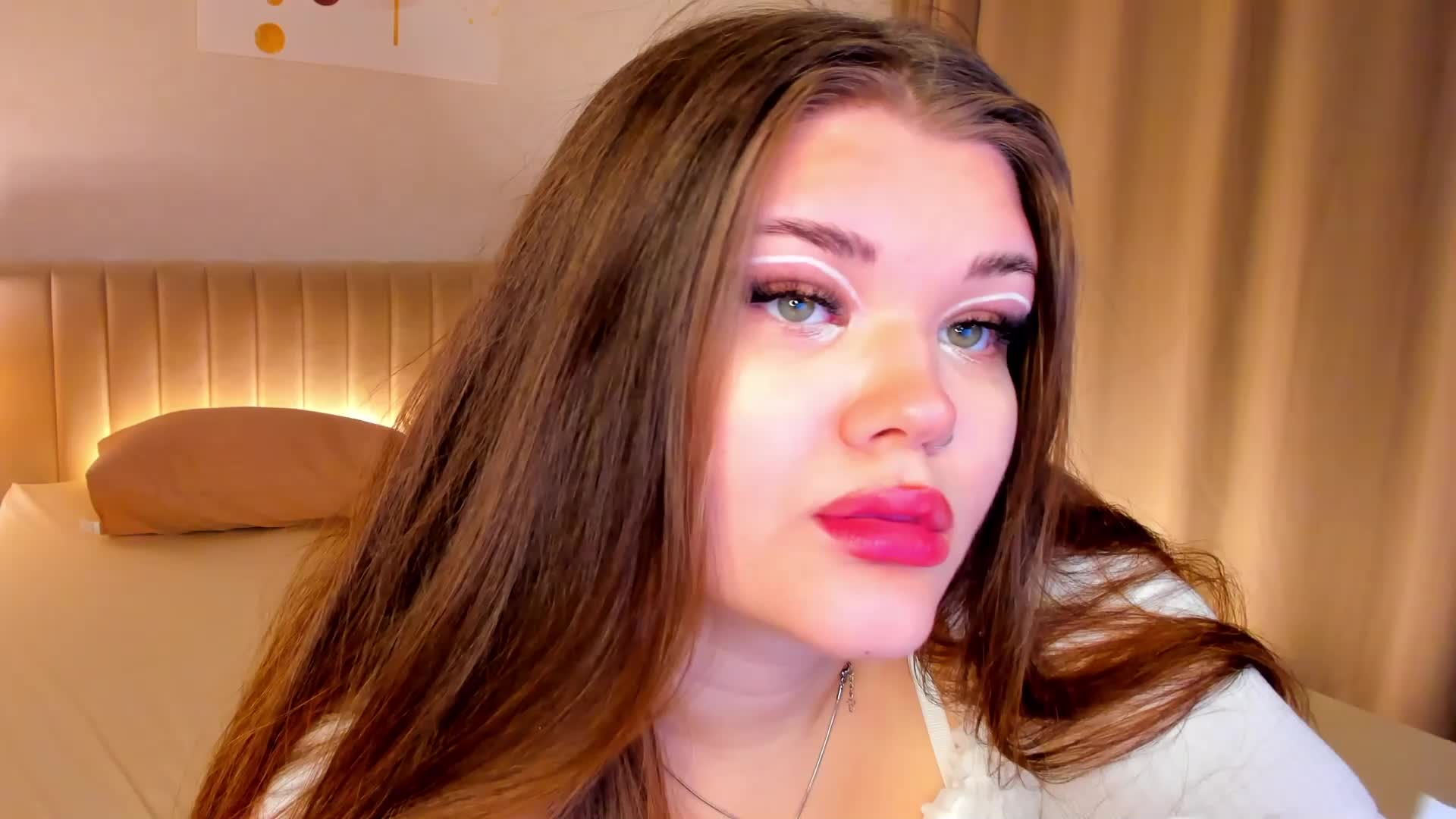 elle-one Live Sex December 17, 2025