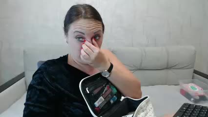 JenniferTheChic Live Sex December 18, 2025