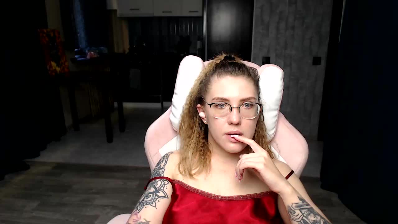 Regimasmile Live Sex December 14, 2025