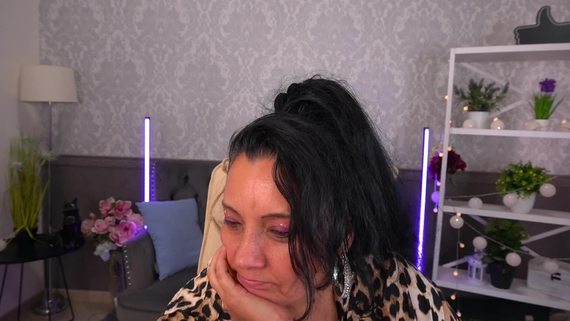 ValeryRosseee Live Sex December 17, 2025