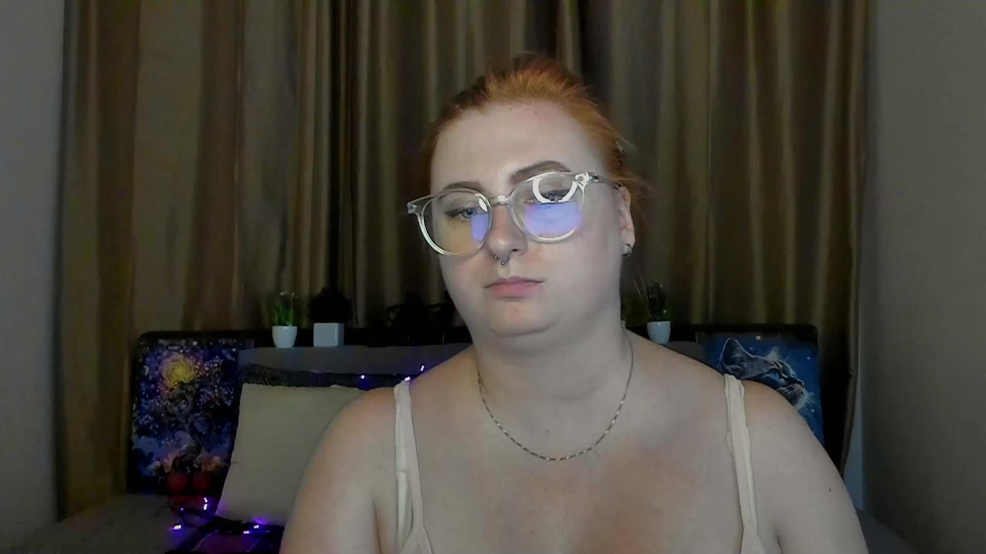 Aliciaredluv Live Sex December 17, 2025