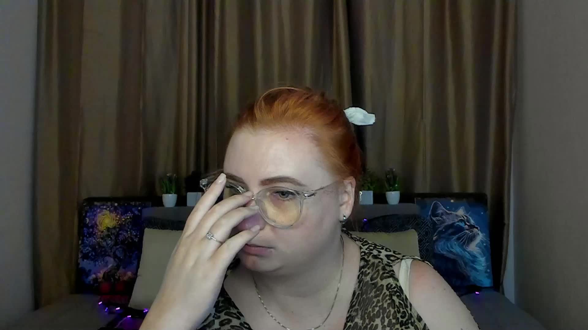 Aliciaredluv Live Sex December 17, 2025