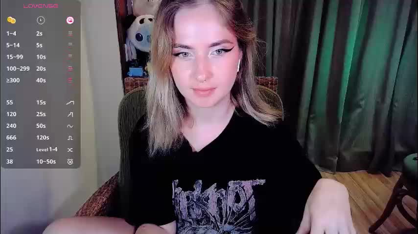 shyfoxxxy Live Sex December 13, 2025