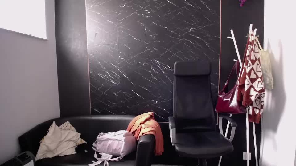 littleviki_ Live Sex December 13, 2025