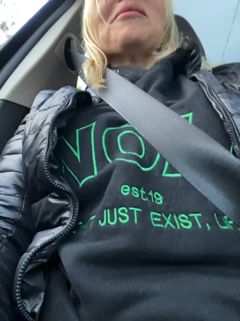 Lisa1225 Live Sex December 17, 2025