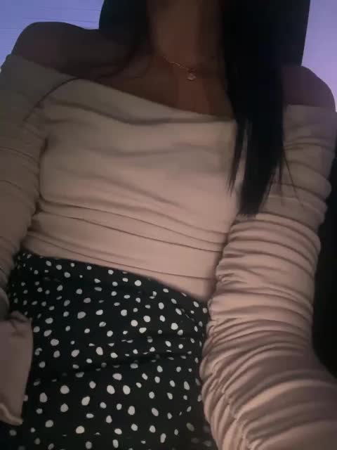 Valeria--sweet Live Sex December 13, 2025