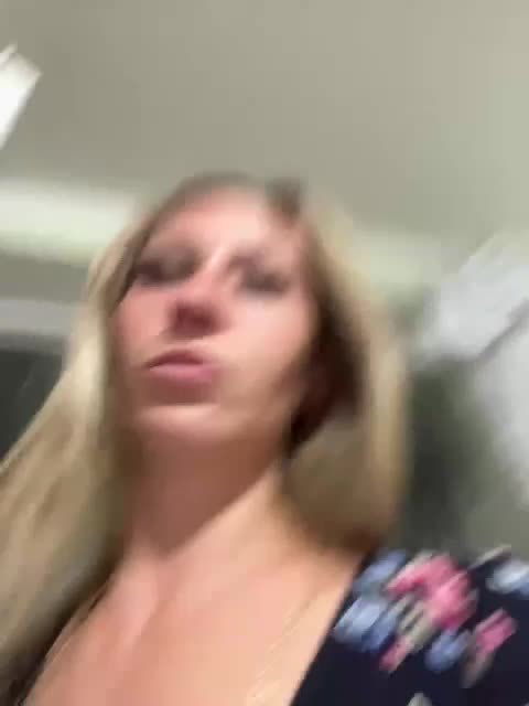 Saveta Live Sex December 14, 2025