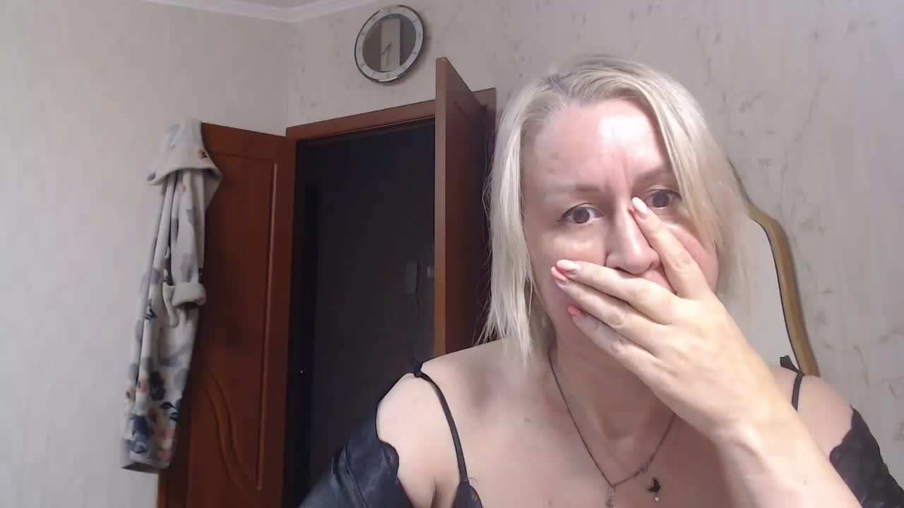 MilenaGerl Live Sex December 13, 2025