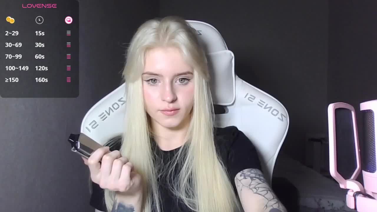 Helga_Pataki Live Sex December 14, 2025