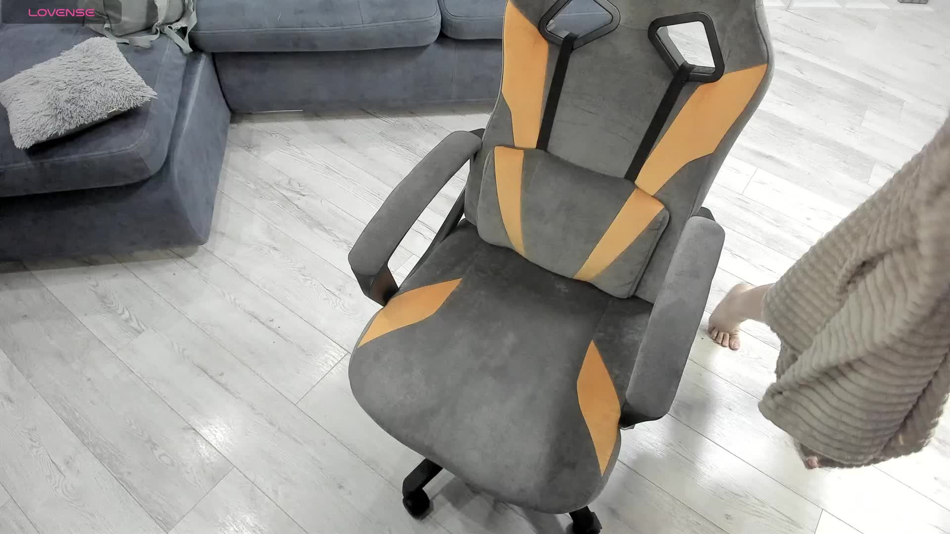 Anon-Mouse Live Sex August 30, 2025