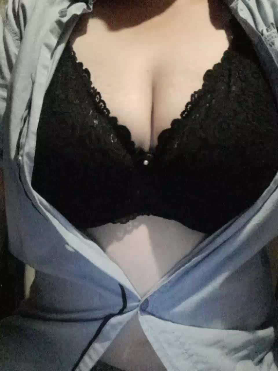 Iriska2025 Live Sex December 18, 2025