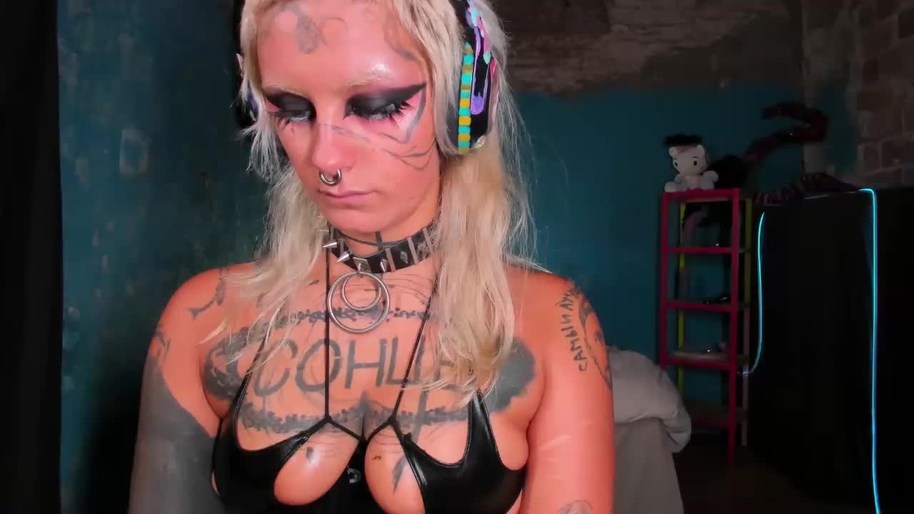 Lady-sontse- Live Sex December 12, 2025