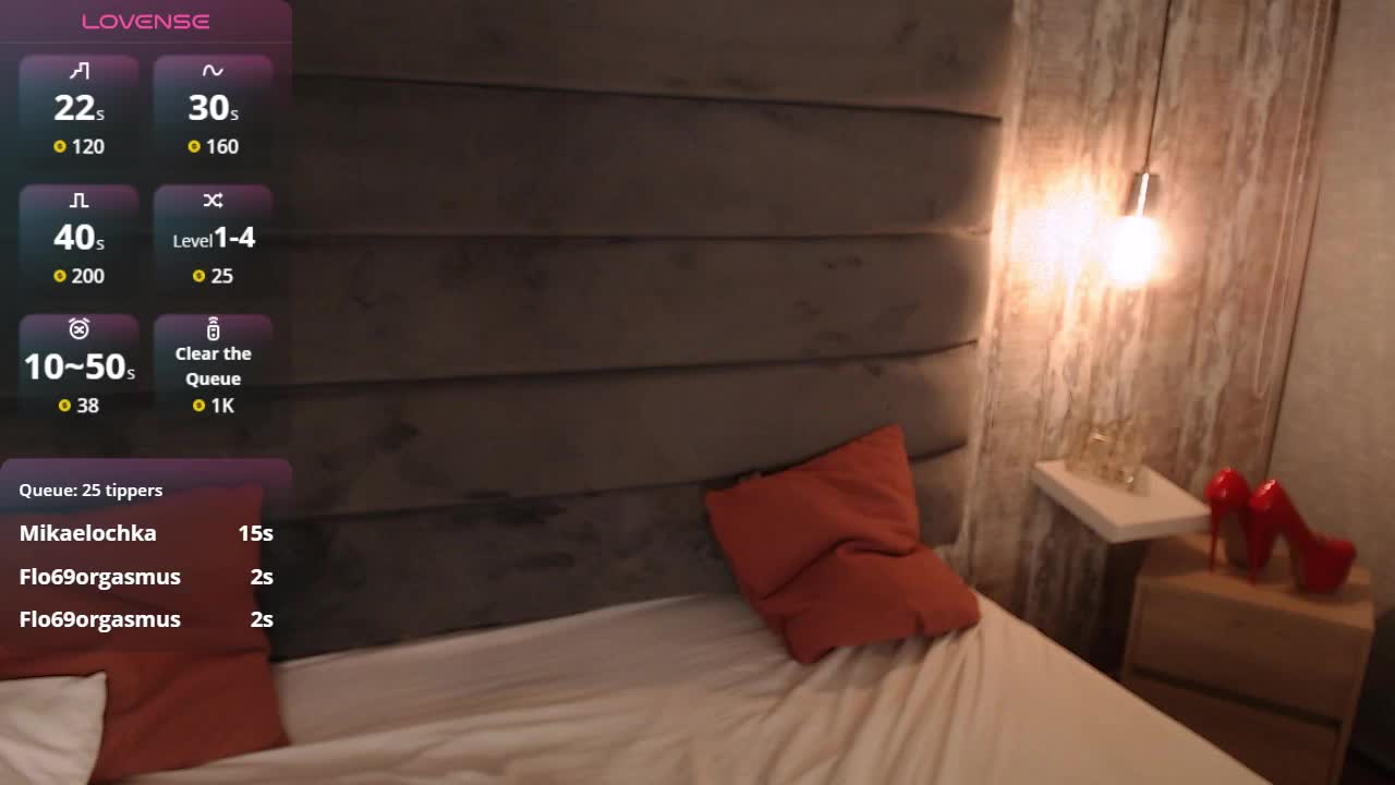 CrystalWoods94 Live Sex December 18, 2025