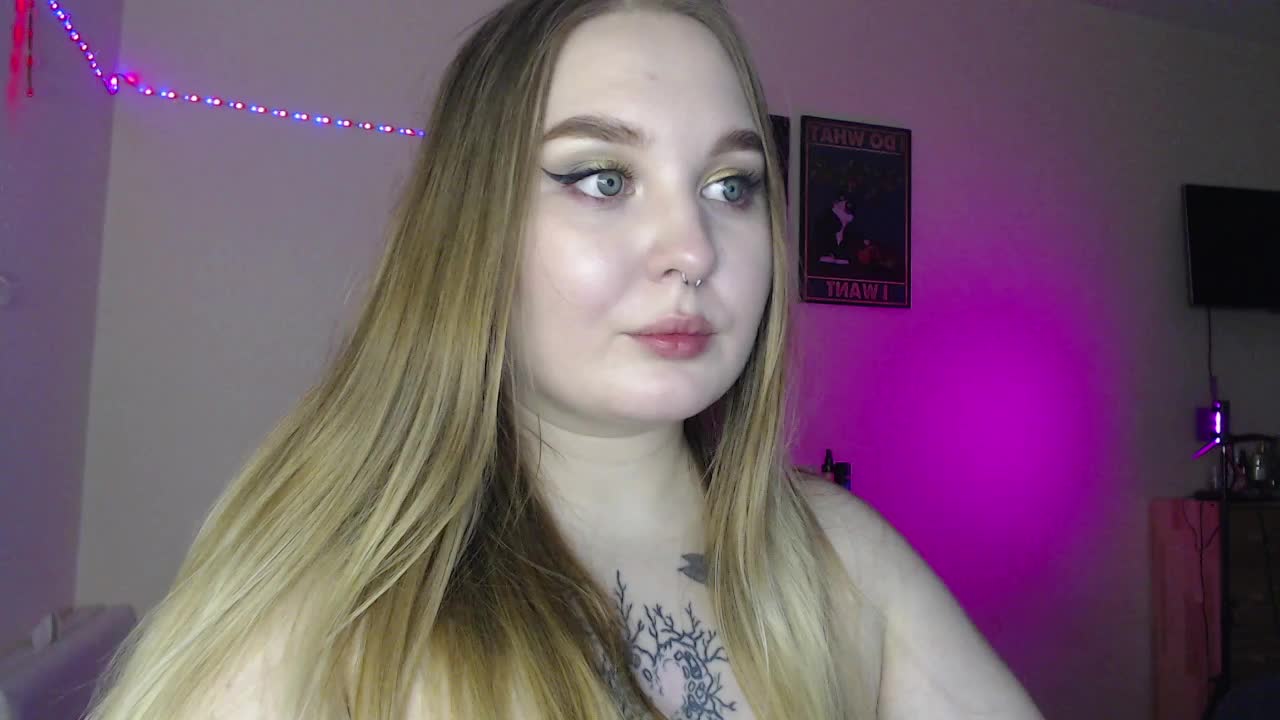 Greeenfriends6969 Live Sex December 13, 2025