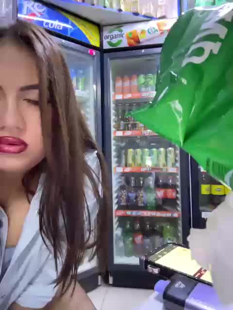 praesertim Live Sex December 14, 2025