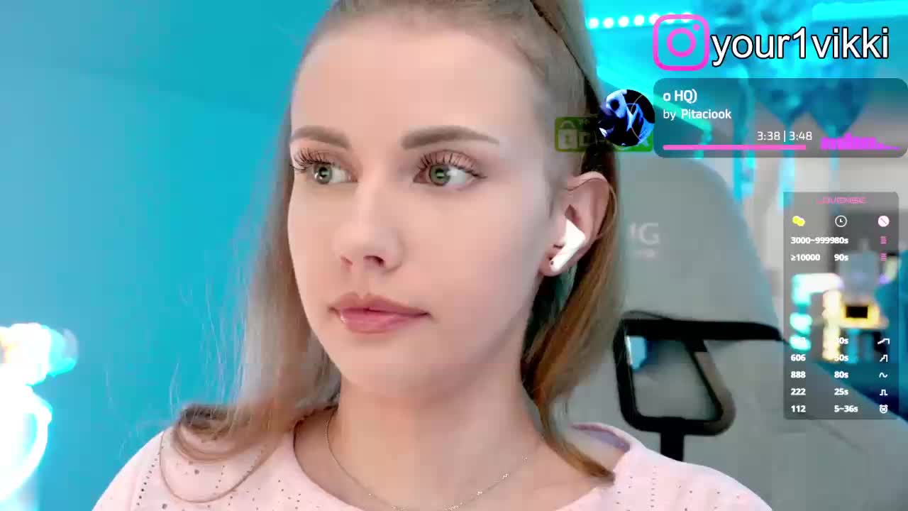 VikkiExtraCheese Live Sex December 18, 2025