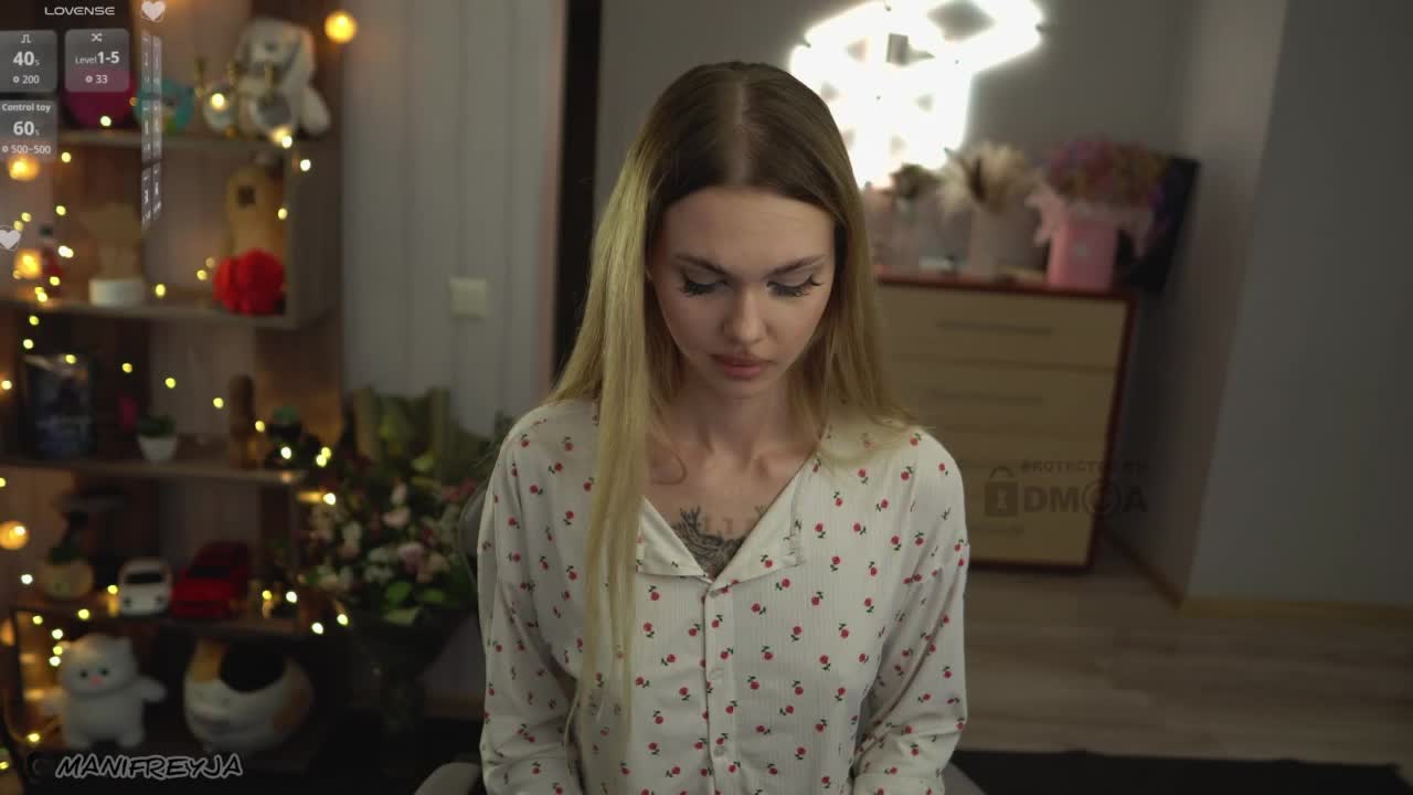 ManiFreyja Live Sex December 15, 2025