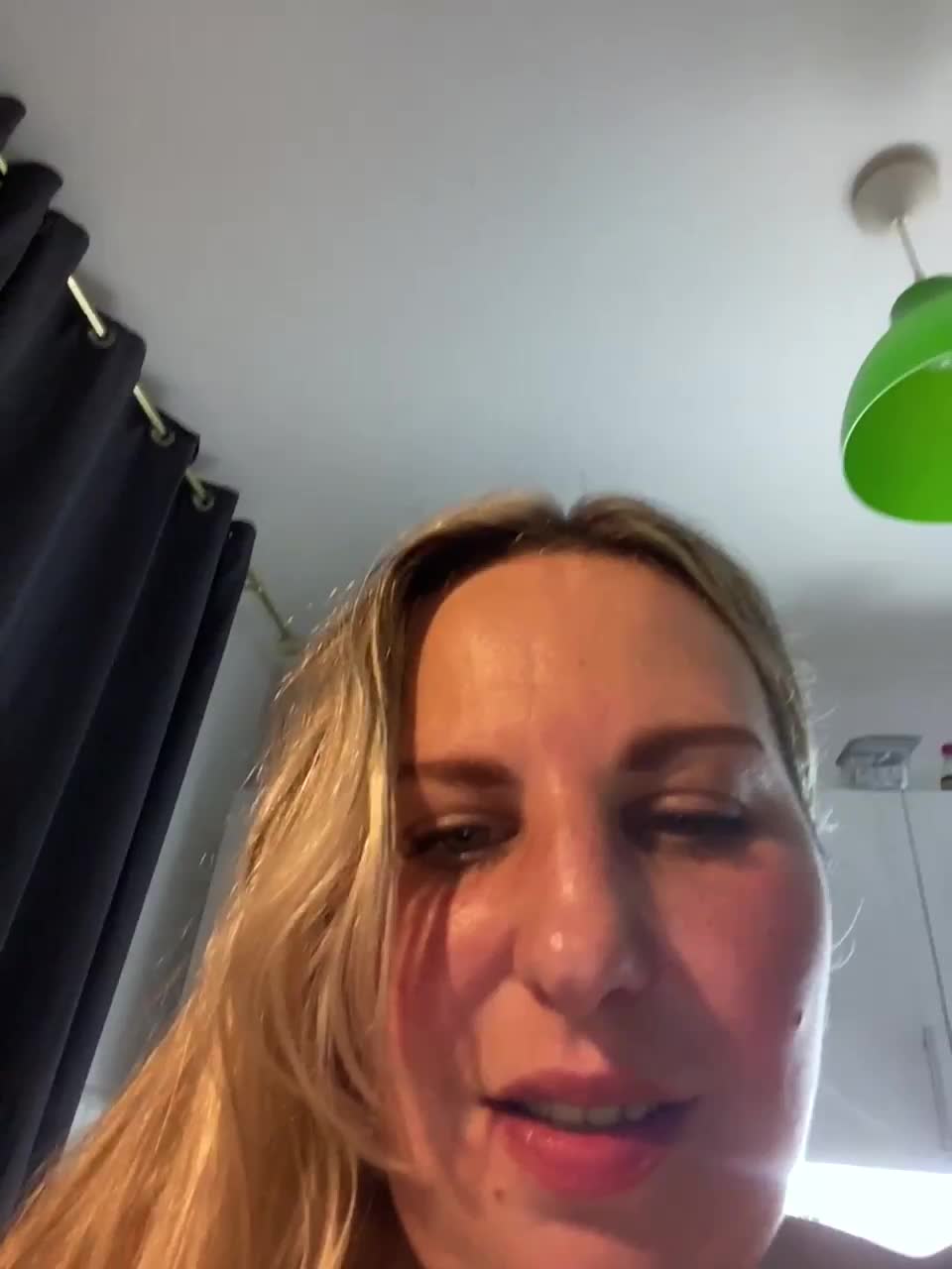 Roksi-8 Live Sex December 14, 2025