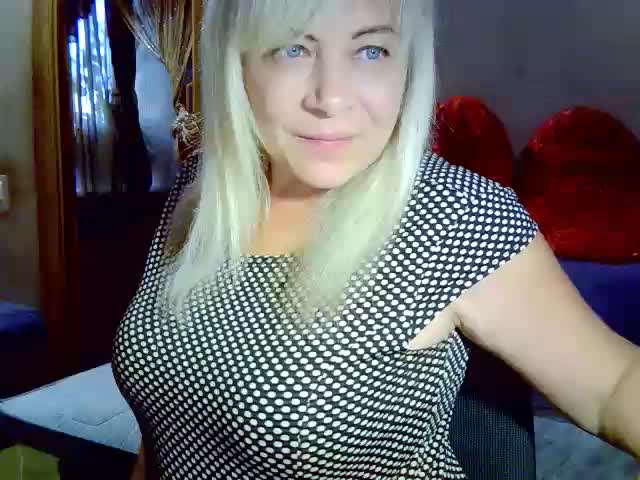 Savan35na Live Sex December 17, 2025