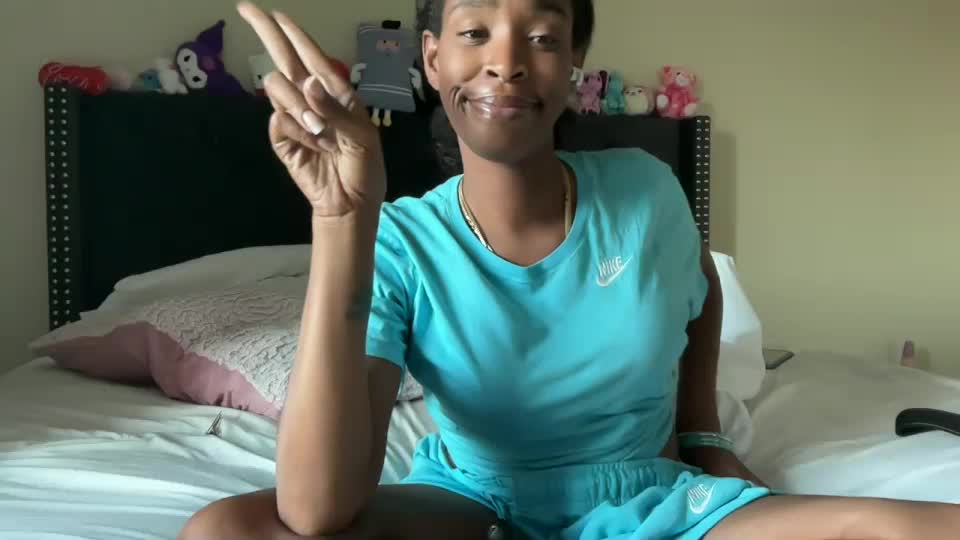 cum2charmxx Live Sex December 13, 2025